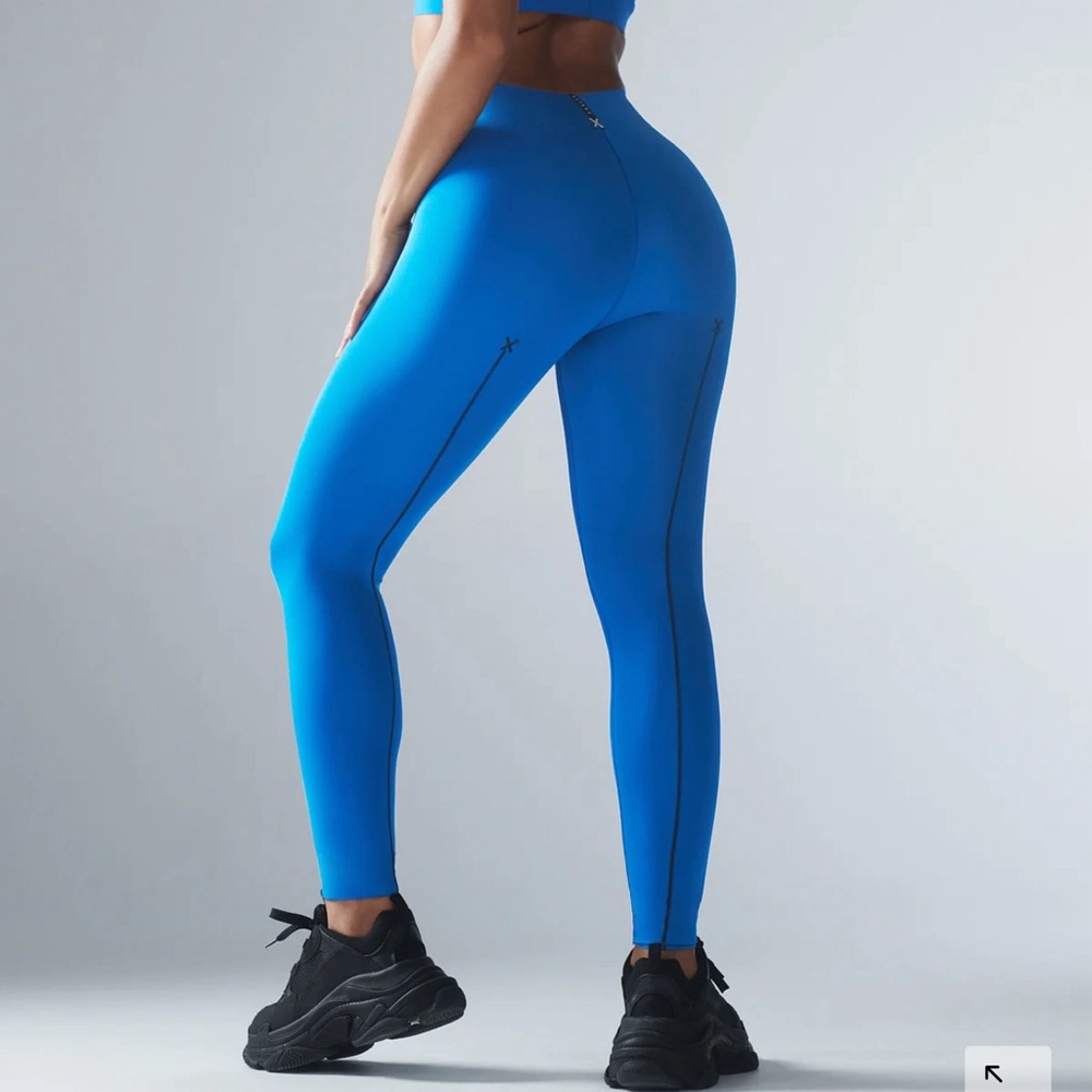 NWOT- Hotline High Waist Leggings (never worn but tried on)